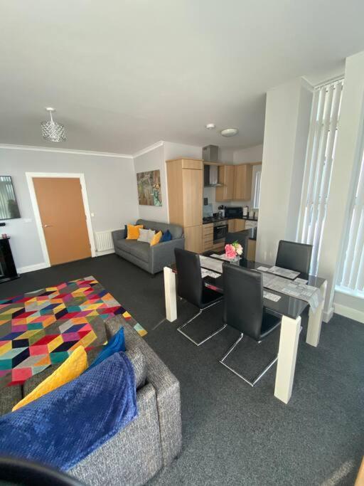 3 Bedroom Penthouse Apartment In Larne Exteriér fotografie